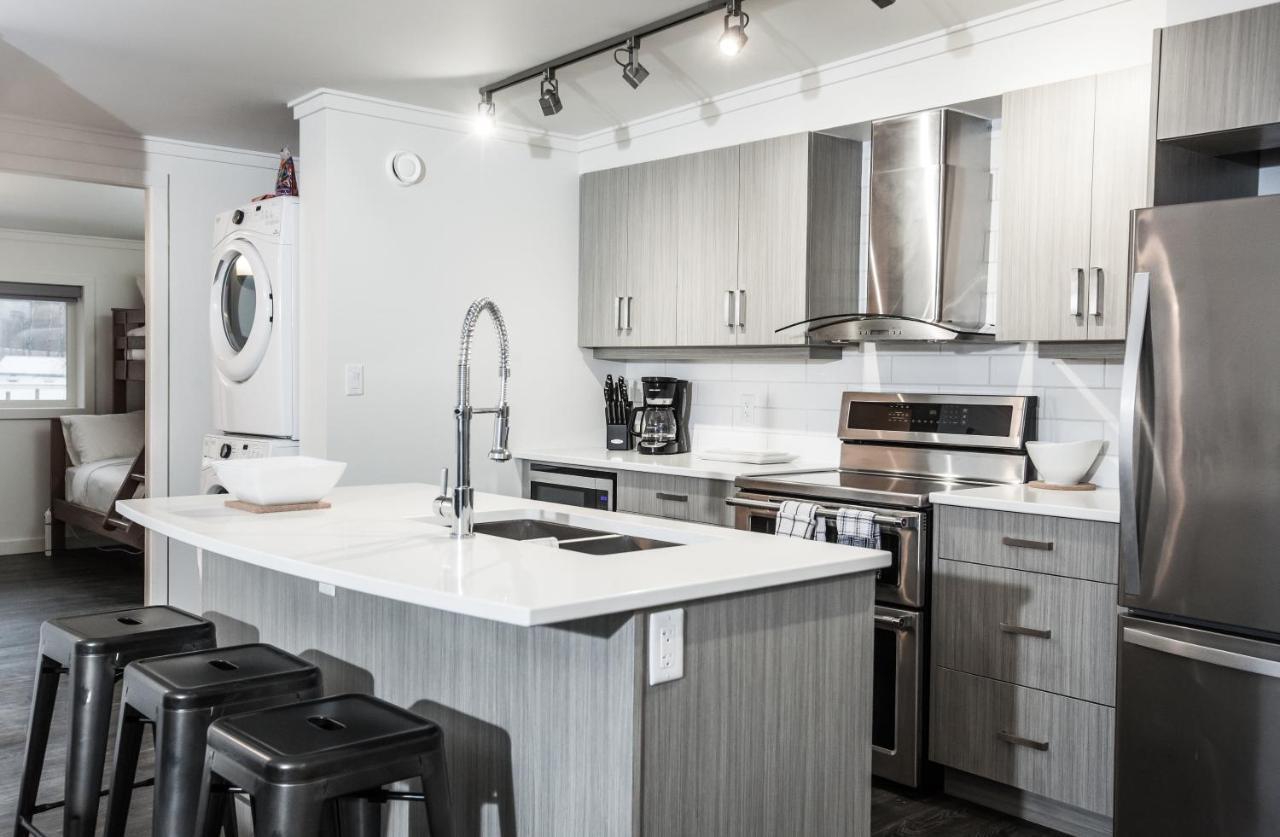 Novlan Suite By Revelstoke Vacations Exterior foto
